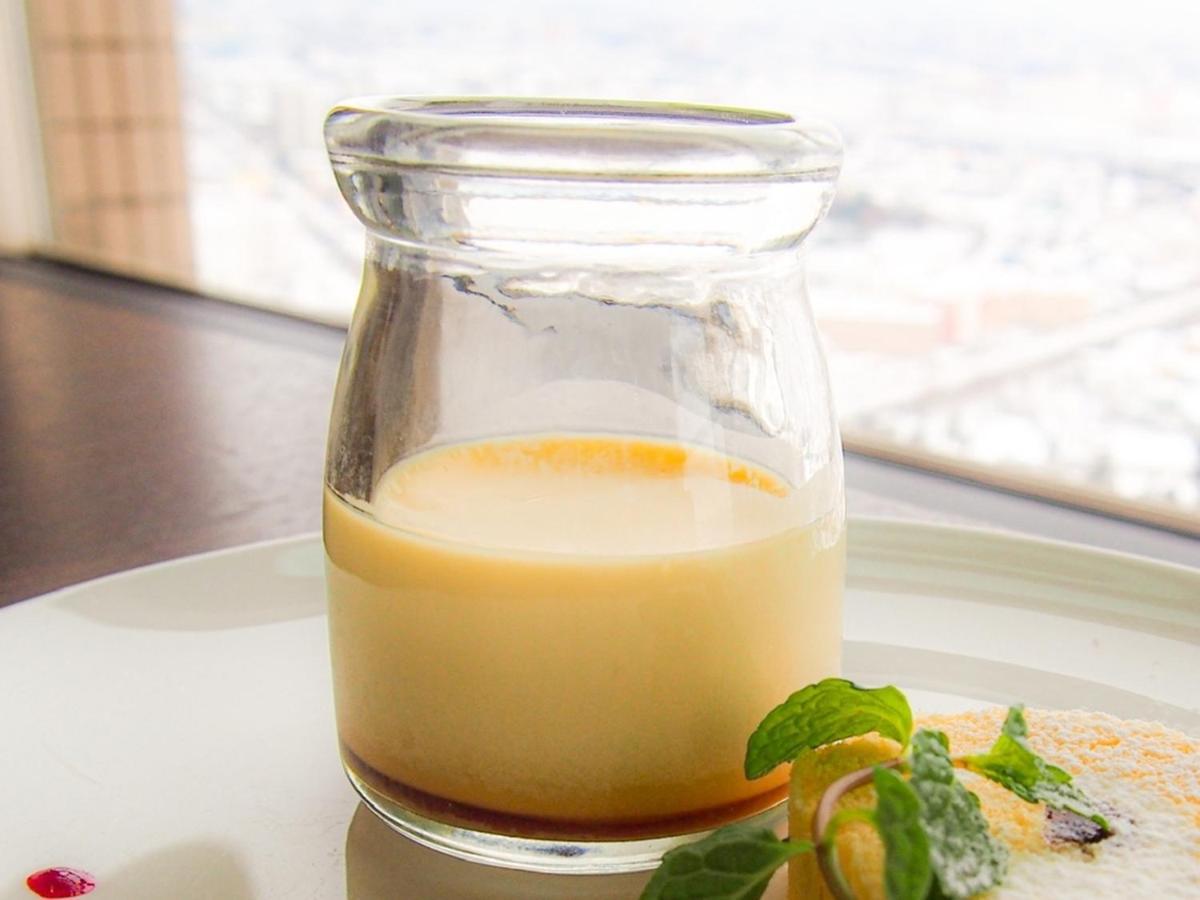 Hotel Emisia Sapporo Luaran gambar A bottle of lemon juice